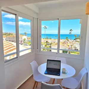  Apartamento Apartment, Sea View, 200m From The Beach, Close To Town España